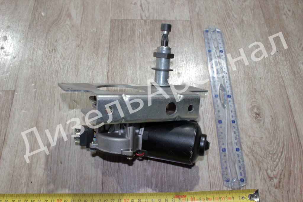 электродвигатель с редуктором стеклоч.УК (МТЗ,12В)