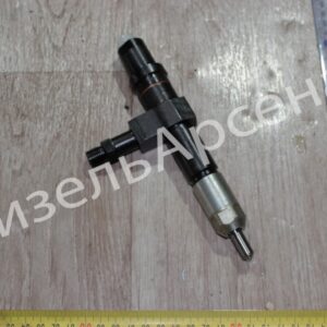 форсунка ЯМЗ дв. 656, 658 (Евро-3, с общей ГБЦ)
